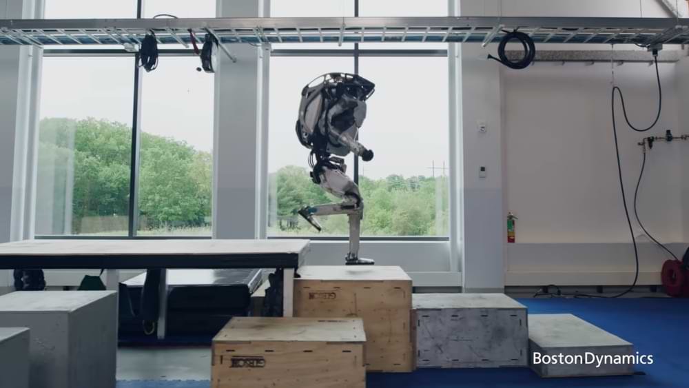 When Boston Dynamics' Atlas Robot Performs Parkour Actions Like a Human